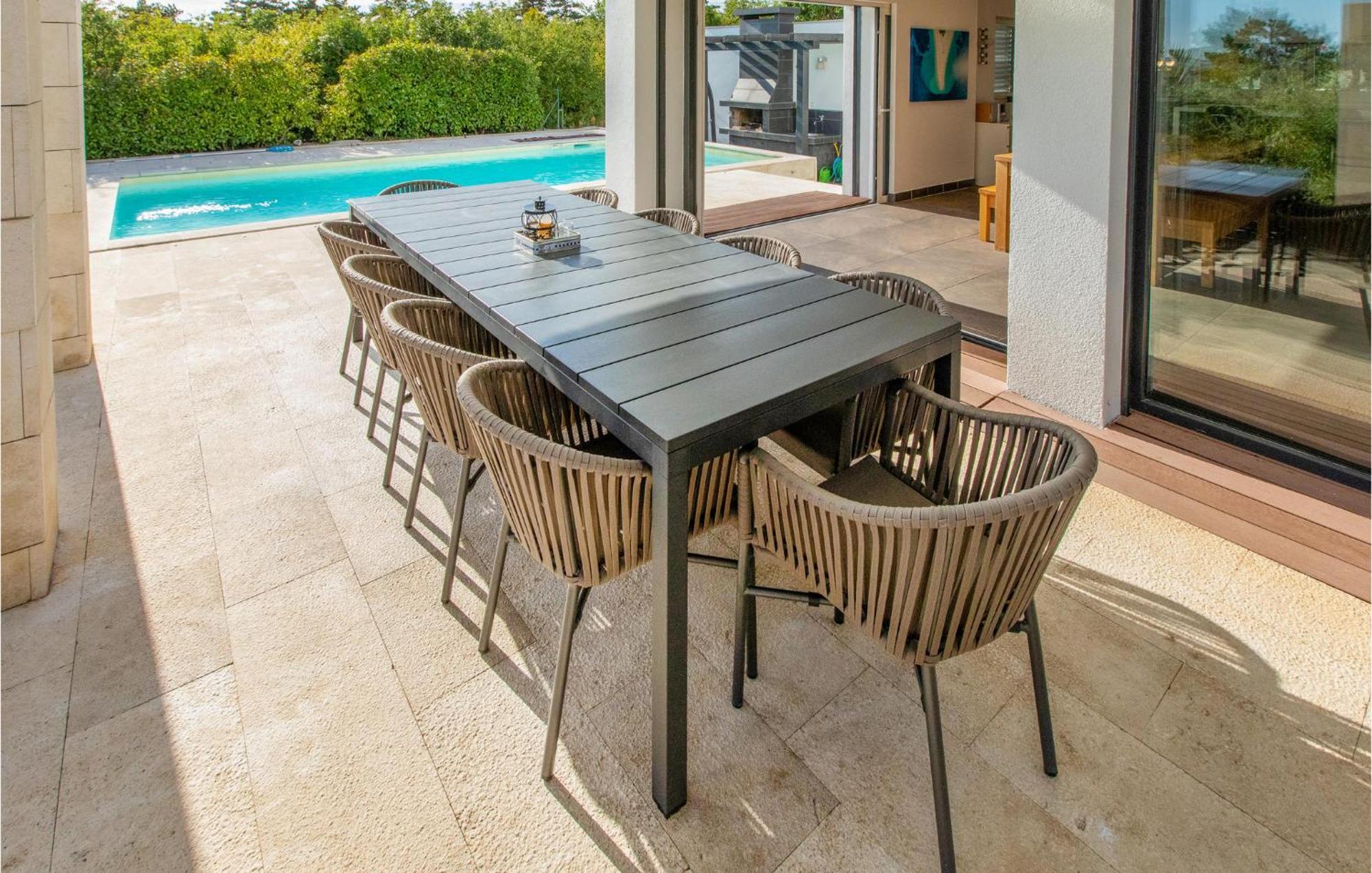 Nice Home In Crikvenica With Sauna Exterior photo