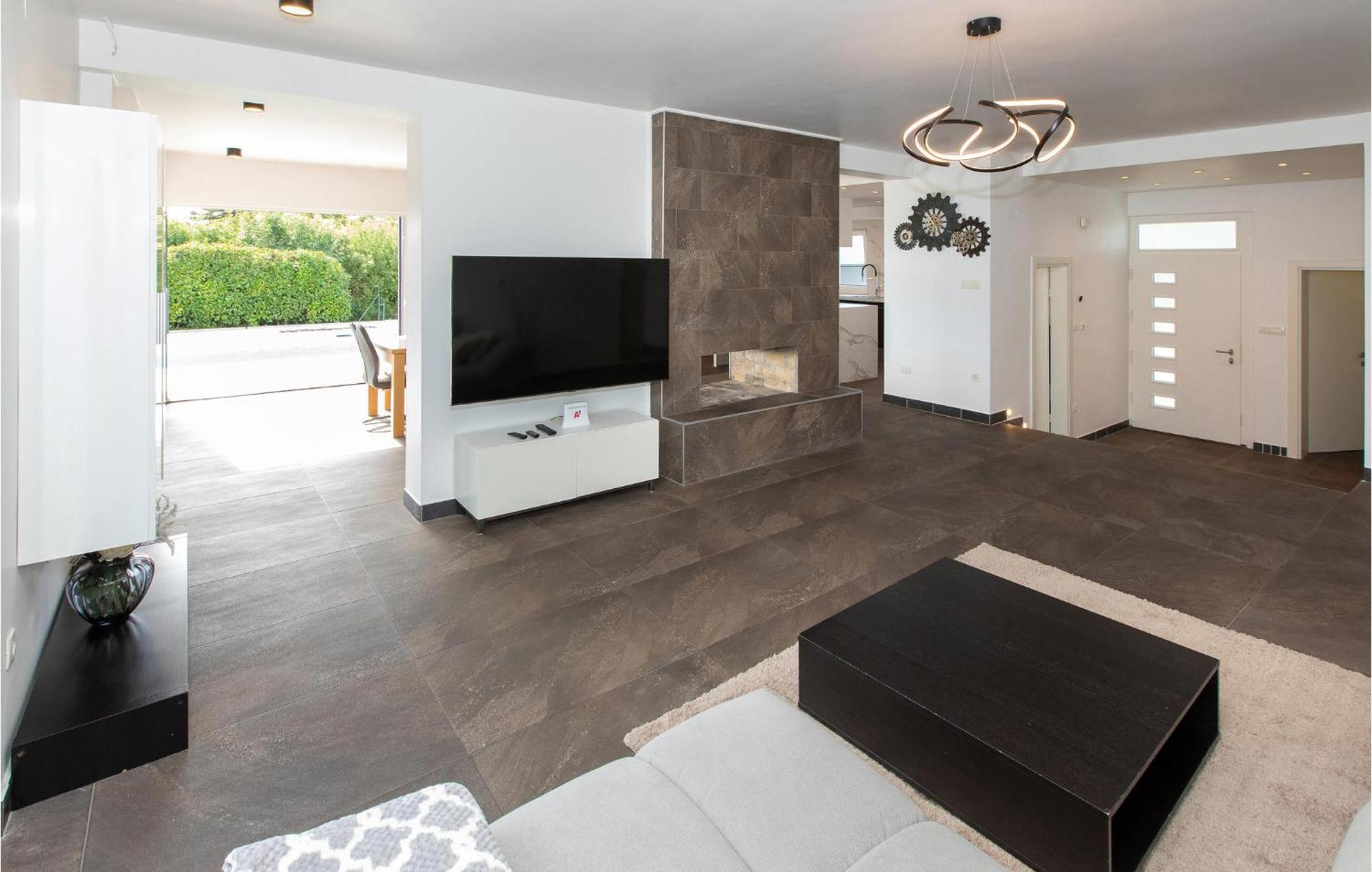 Nice Home In Crikvenica With Sauna Exterior photo